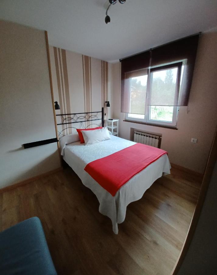 Hotel Sebrenu Sebreño エクステリア 写真